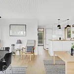 Beautiful In With Kitchen Dom wakacyjny