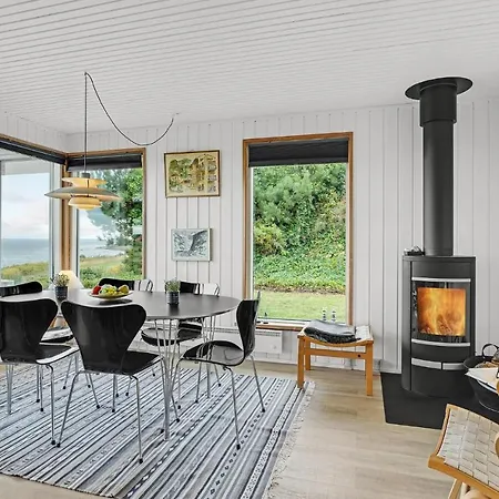 Beautiful In With Kitchen Feriehus *