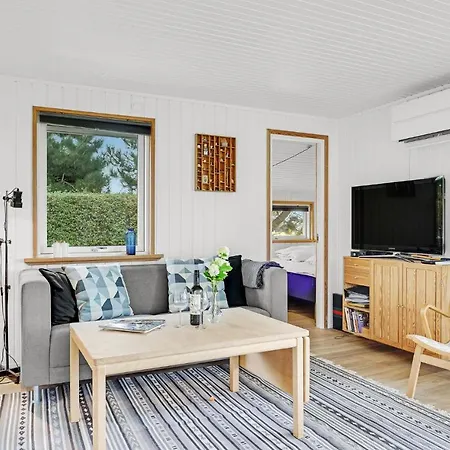 Beautiful In With Kitchen *